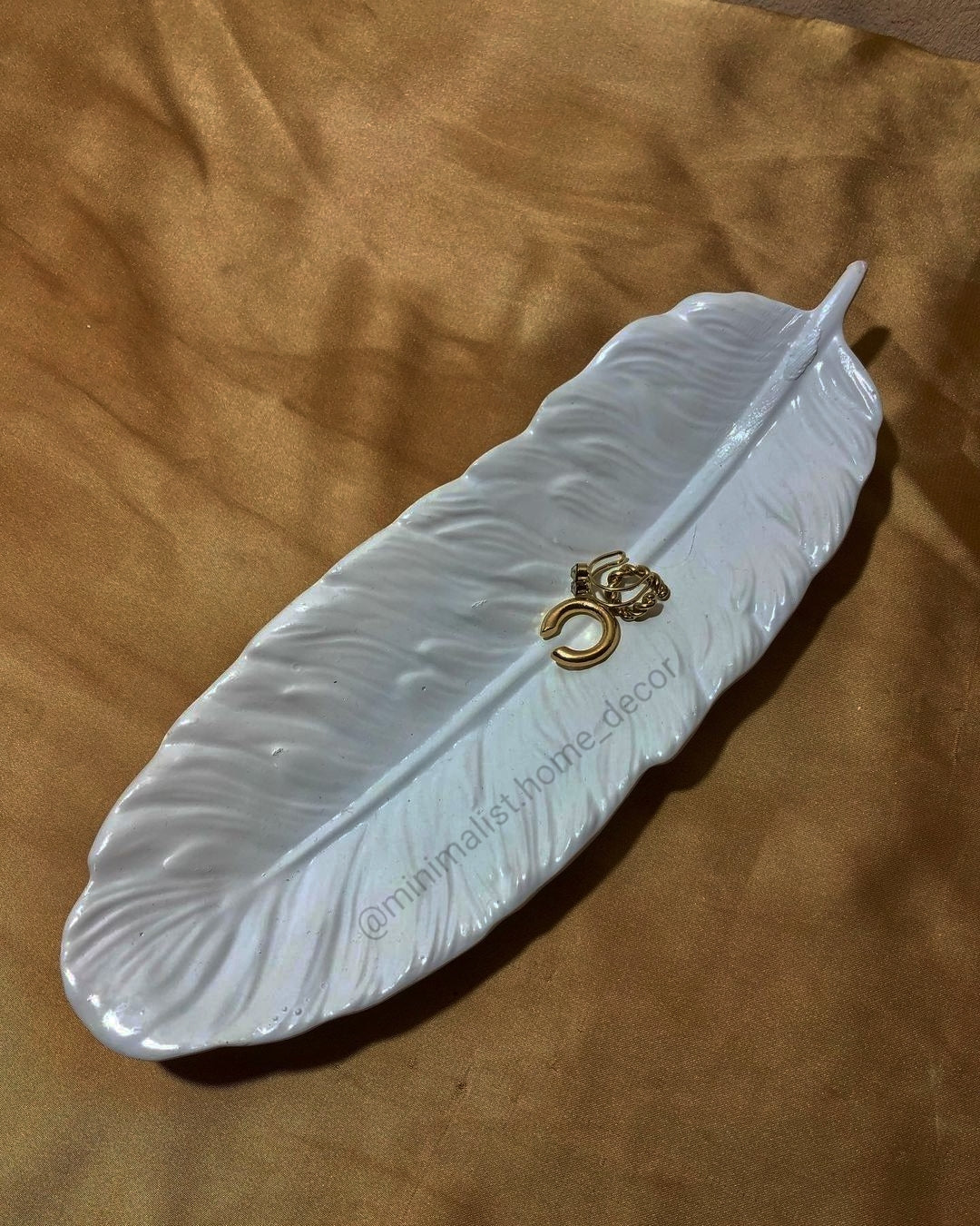 Feather Tray