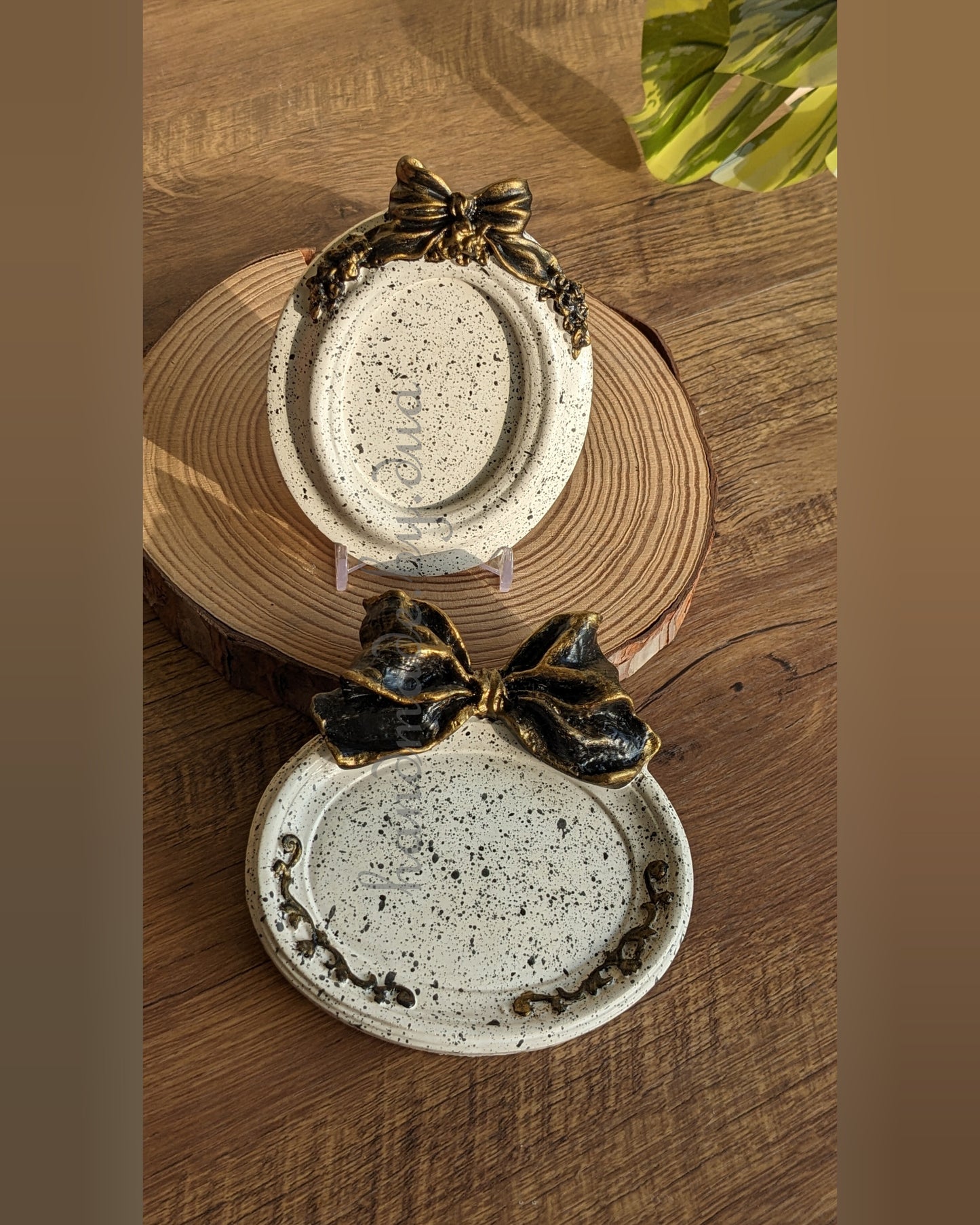 Bow Stick-on Décorative Trays